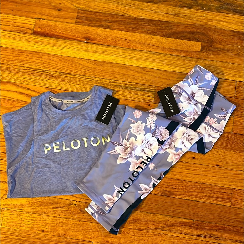 NWT. Peloton Capri and Tank Bundle
